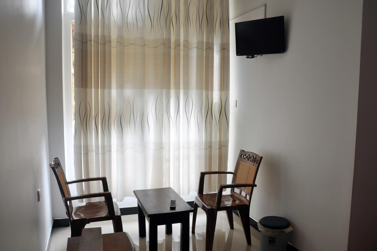 Hotel Pearl Gate Chilaw Exterior foto